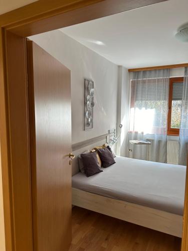 Downtown peace apartment (BALCONY,AC,PARKING)