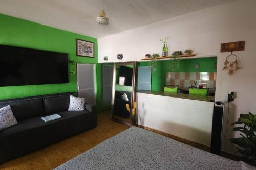House with Rooftop Near Airport in ฟรักซิออนนาเมียนโต ลาสเซย์บัส House with Rooftop Near Airport in ฟรักซิออนนาเมียนโต ลาสเซย์บัส