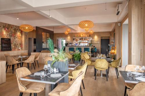 The Originals Boutique, Hôtel La Villa Marine, Le Tréport in Le Treport The Originals Boutique, Hôtel La Villa Marine, Le Tréport in Le Treport