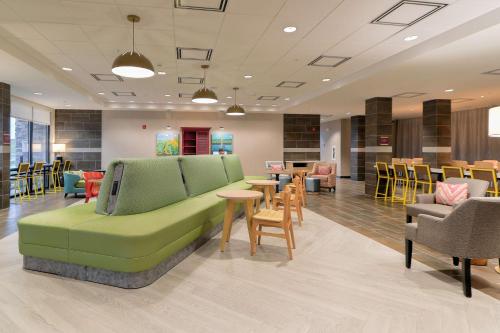 大堂, Home2 Suites by Hilton Alcoa Knoxville Airport in 阿爾考 大堂, Home2 Suites by Hilton Alcoa Knoxville Airport in 阿爾考