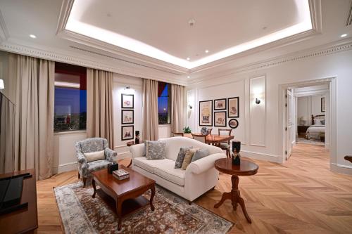 21 High Street Residence By The Torch near Katara Beach 21 High Street Residence By The Torch near Katara Beach