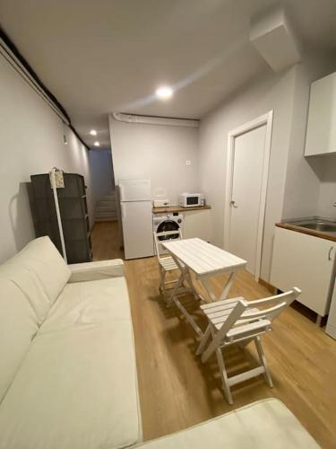 Duplex in Guindalera (E)