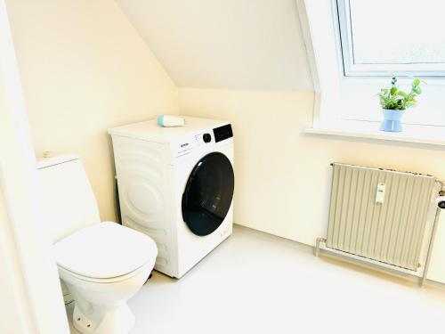 Bany, aday - Stylish Central Apartment in Hjorring in Hjorring Bany, aday - Stylish Central Apartment in Hjorring in Hjorring