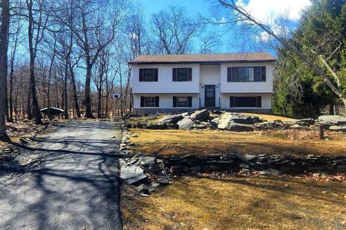Poconos Retreat in 부시킬 폴스 Poconos Retreat in 부시킬 폴스