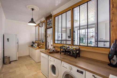 廚房, L'escapade Vendéenne - Grand jardin 4 chambres (L'escapade Vendeenne - Grand jardin 4 chambres) in 勒蓋德韋呂爾 廚房, L'escapade Vendéenne - Grand jardin 4 chambres (L'escapade Vendeenne - Grand jardin 4 chambres) in 勒蓋德韋呂爾