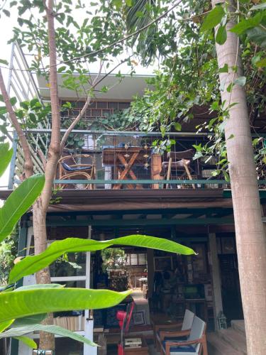 Banban Nannan Library and Guesthome near Wat Phumin Banban Nannan Library and Guesthome near Wat Phumin