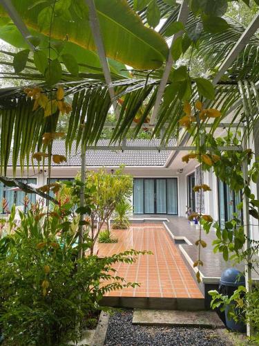 Pool Villa Nita in プロンキリ Pool Villa Nita in プロンキリ