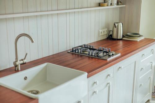 廚房, Oleru muiža (Oleru muiza) in 瓦爾米耶拉 廚房, Oleru muiža (Oleru muiza) in 瓦爾米耶拉