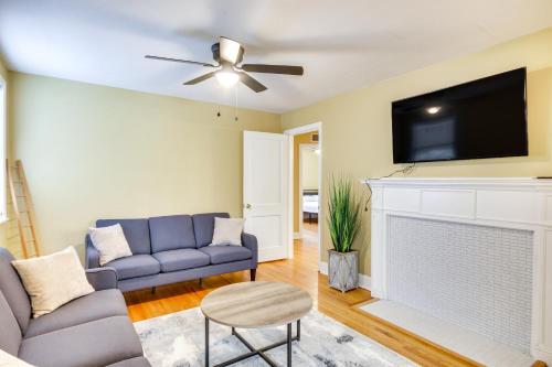 Augusta Home with Fenced Yard - 4 Mi to Downtown! in ไพน์แวลเลย์ Augusta Home with Fenced Yard - 4 Mi to Downtown! in ไพน์แวลเลย์