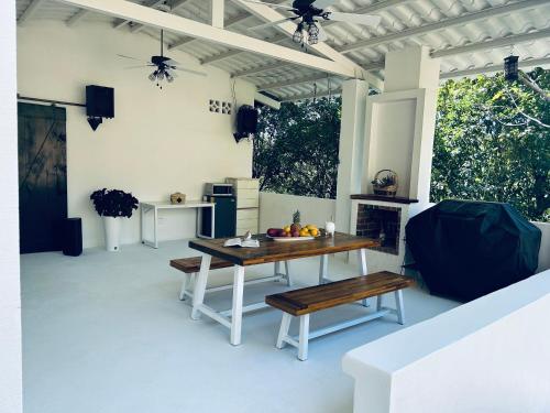 Balkon/teras, Villa La Fortuna Apartment with Loft in Altos del Maria in La Laguna Balkon/teras, Villa La Fortuna Apartment with Loft in Altos del Maria in La Laguna