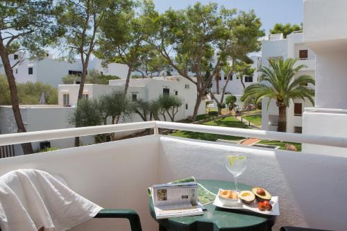 شرفة/ تراس, Gavimar Cala Gran Hotel and Apartments in كالا دور شرفة/ تراس, Gavimar Cala Gran Hotel and Apartments in كالا دور