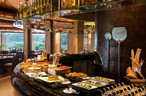 Restaurant, Hyatt Regency Kolkata in Kolkata Restaurant, Hyatt Regency Kolkata in Kolkata
