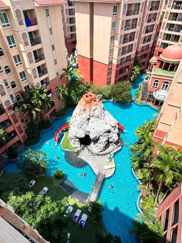 Exterior view, Seven Seas Jomtien 4 floor pool view near Herb Garden Pattaya Exterior view, Seven Seas Jomtien 4 floor pool view near Herb Garden Pattaya