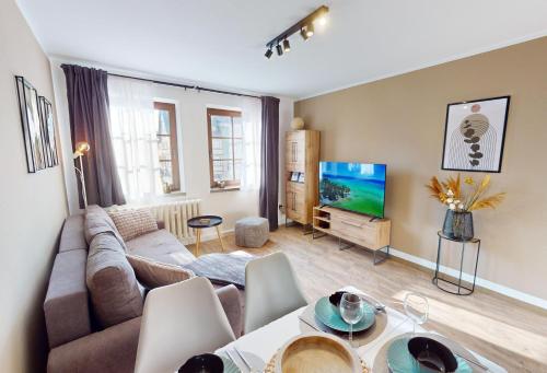 sala de TV, CozyHome Hauptmarkt Apartments in Gotha City Center sala de TV, CozyHome Hauptmarkt Apartments in Gotha City Center