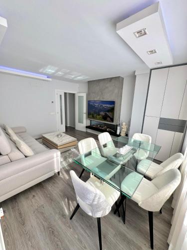 APARTAMENTO LUXURY in Coslada APARTAMENTO LUXURY in Coslada