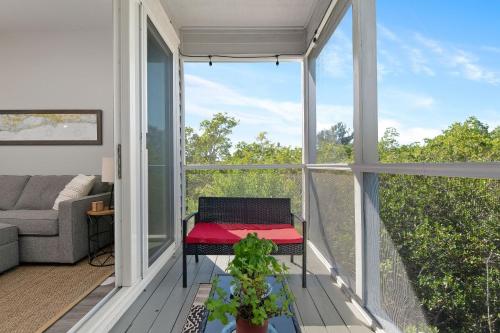 The Tree House! Beautiful townhome in Longboat Key with great amenities surrounded by nature! in Longboat Key (FL) The Tree House! Beautiful townhome in Longboat Key with great amenities surrounded by nature! in Longboat Key (FL)