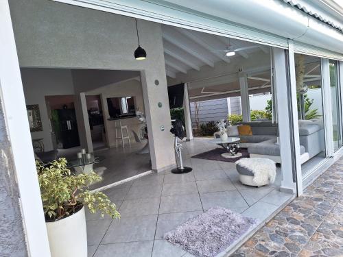 Villa Almeida à 500m de la plage (Villa Almeida a 500m de la plage) in Capesterre Villa Almeida à 500m de la plage (Villa Almeida a 500m de la plage) in Capesterre