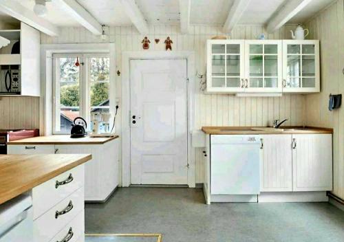 Cocina, Kvammehuset på Gamle Lærdalsøyri (Kvammehuset pa Gamle Lærdalsøyri) in Laerdal Cocina, Kvammehuset på Gamle Lærdalsøyri (Kvammehuset pa Gamle Lærdalsøyri) in Laerdal