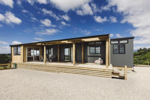Lake Side Country Cabin in Tarurutangi Lake Side Country Cabin in Tarurutangi