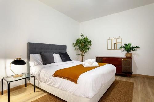 Exclusive Huge 4 Double Bedroom City Center