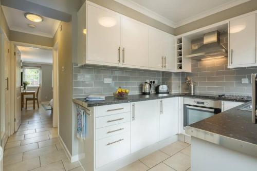 Addenbrookes Flat 2 mins walk free Private Parking in Red Cross Addenbrookes Flat 2 mins walk free Private Parking in Red Cross