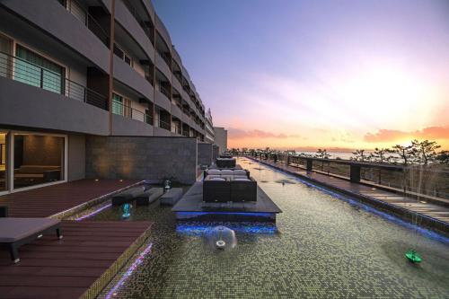 Dignity Hotel in Yangyang-gun Dignity Hotel in Yangyang-gun