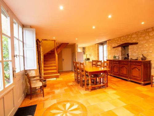 Belle maison percheronne restauree, ideale pour 5 personnes, proche Bastides et sites touristiques. in Monsac Belle maison percheronne restauree, ideale pour 5 personnes, proche Bastides et sites touristiques. in Monsac