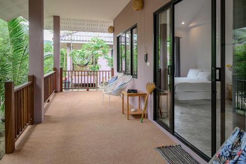 Boonya Swiss Home near Bottle Beach Boonya Swiss Home near Bottle Beach