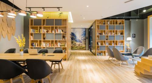 Atour Hotel Ningbo High-Tech Zone Jiangnan Road in Ningbo Atour Hotel Ningbo High-Tech Zone Jiangnan Road in Ningbo