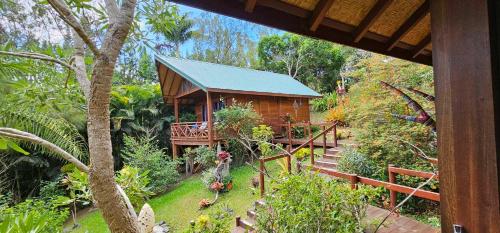 陽台/露台, Oasis de Tendéa - Bali à Farino (Oasis de Tendea - Bali a Farino) in 法里諾 陽台/露台, Oasis de Tendéa - Bali à Farino (Oasis de Tendea - Bali a Farino) in 法里諾