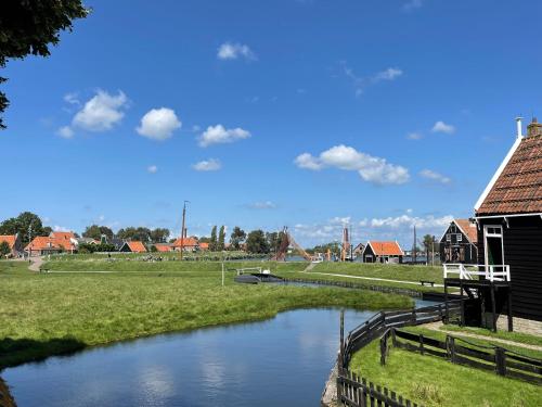 Hotelhuisjes Medemblik in Медемблік Hotelhuisjes Medemblik in Медемблік