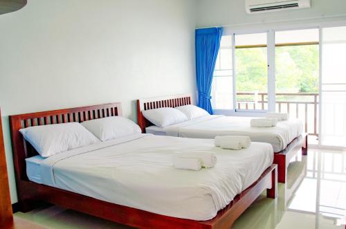 Meena Resort in Koh Samet Ngam Meena Resort in Koh Samet Ngam