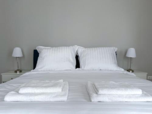 Sunny Castle Apartment