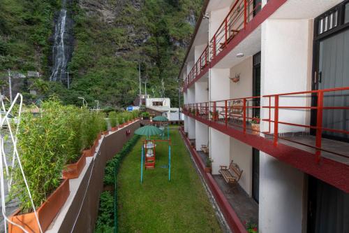 Vista exterior, Sangay Spa Hotel in Banos Vista exterior, Sangay Spa Hotel in Banos