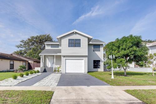 West Palm Beach Lake House Near Beaches! in Villages Of Palm Beach Tavak West Palm Beach Lake House Near Beaches! in Villages Of Palm Beach Tavak