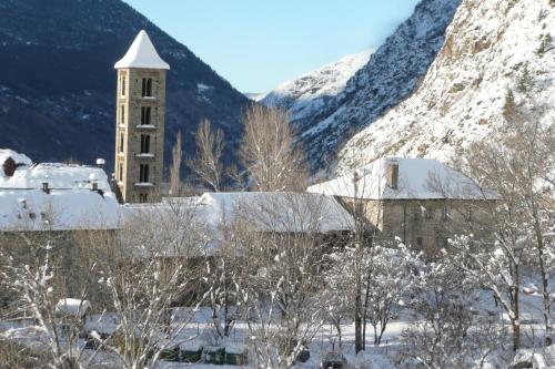 Hotel L'Aut in Vall de Boï Hotel L'Aut in Vall de Boï