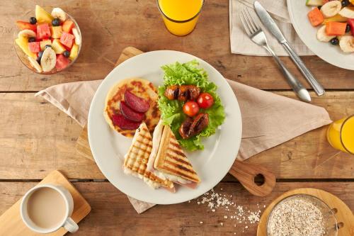 Restaurant, Genesis Hotel in Sincelejo Restaurant, Genesis Hotel in Sincelejo