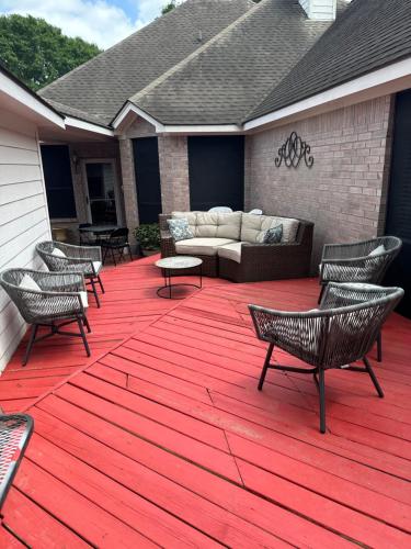 Unwind and Relax 4 Bedroom Stay in Atascocita Unwind and Relax 4 Bedroom Stay in Atascocita