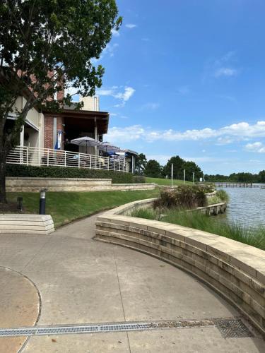 Unwind and Relax 4 Bedroom Stay in Atascocita Unwind and Relax 4 Bedroom Stay in Atascocita