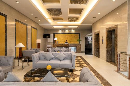 Lobby, Sunlight Guest Hotel - Puerto Princesa near Mmg-Ppc Cooperative Hospital Lobby, Sunlight Guest Hotel - Puerto Princesa near Mmg-Ppc Cooperative Hospital