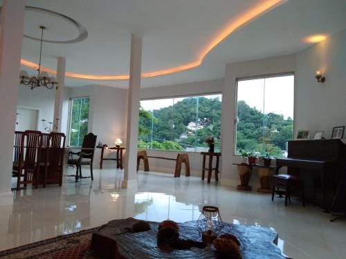 Casa da pedra in Vargem Grande Casa da pedra in Vargem Grande