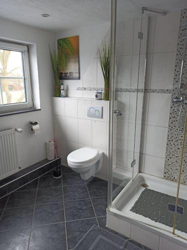Schone Ferienwohnung mit Balkon auch fur Handwerker und Monteure in Wewelsfleth Schone Ferienwohnung mit Balkon auch fur Handwerker und Monteure in Wewelsfleth