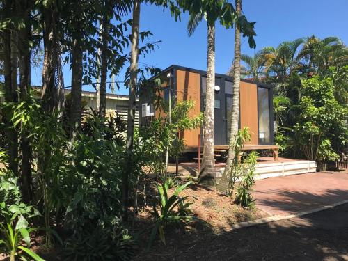 Cardwell by the Sea by Tiny Away in Cardwell Cardwell by the Sea by Tiny Away in Cardwell