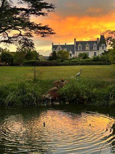 المنظر الخارجي, Le Prieure d'Orchaise in أورشيز المنظر الخارجي, Le Prieure d'Orchaise in أورشيز