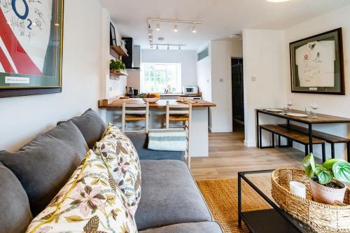 1 Bedroom (+sofa bed) Flat in Ilminster, Somerset in Ilminster 1 Bedroom (+sofa bed) Flat in Ilminster, Somerset in Ilminster
