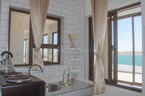 Cocina, Shark Island Guesthouse in Luderitz Cocina, Shark Island Guesthouse in Luderitz