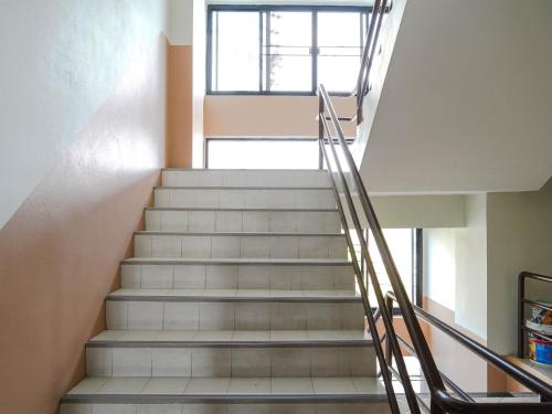แผนผังชั้น, รูมเควสต์ เอสพีเอส โฮเทล แอนด์ เรสซิเดนซ์ (RoomQuest SPS Hotel and Residence) in ปทุมธานี แผนผังชั้น, รูมเควสต์ เอสพีเอส โฮเทล แอนด์ เรสซิเดนซ์ (RoomQuest SPS Hotel and Residence) in ปทุมธานี