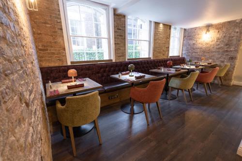 Restaurant, The Resolution Hotel in Whitby Restaurant, The Resolution Hotel in Whitby