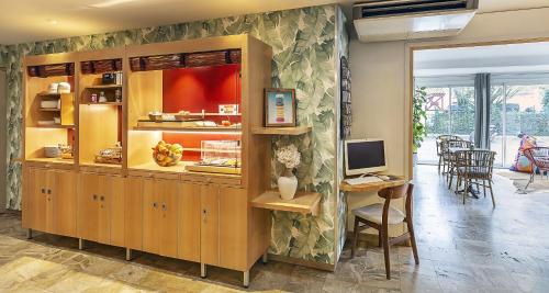 Ostal Pau Universite, Sure Hotel Collection by Best Western in Rue Ronsard Ostal Pau Universite, Sure Hotel Collection by Best Western in Rue Ronsard