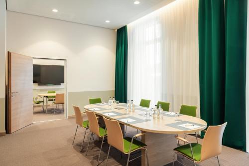 Конферентни зали/банкетни зали, IntercityHotel Lübeck in Любек Конферентни зали/банкетни зали, IntercityHotel Lübeck in Любек